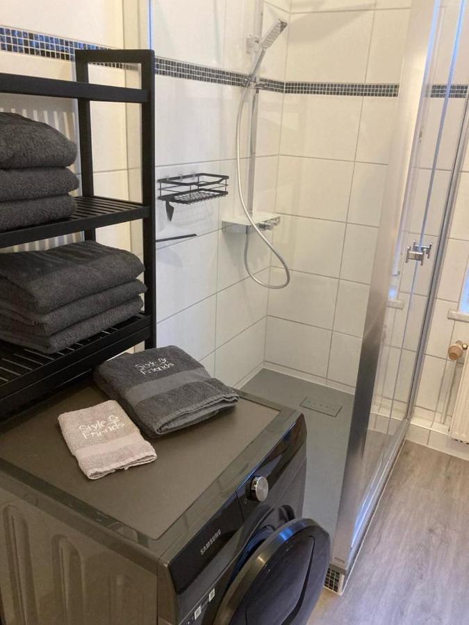 Familienwohnung Am Pfaffenteich Шверин Экстерьер фото
